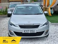 Begagnad Peugeot 308 Allure 130 HK (95 kW) 2017 Silver Halvkombi
