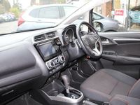 Used Honda Jazz Sport 128 HP (94 kW) 2018 White Hatchback