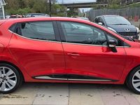 Used Renault Clio IV Dynamique 90 HP (66 kW) 2015 Red Hatchback