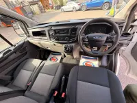 Second-hand Ford Transit Custom 105 CP (77 kW) 2018 Alb Van