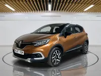 Used Renault Captur Dynamique 90 HP (66 kW) 2017 Orange/black SUV