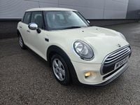 Used Mini ONE Hatch 102 HP (75 kW) 2015 White Hatchback