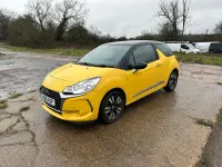 Used Citroën DS3 Chic 2016 Yellow Hatchback