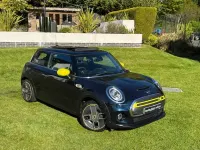 Used Mini Cooper SE Hatch 135 kW (184 HP) 2020 Black Hatchback