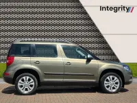 Used Skoda Yeti SE L 110 HP (80 kW) 2015 Green SUV