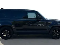 Used Land Rover Defender SE 249 HP (183 kW) 2021 Santorini black metallic SUV