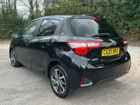 Używany Toyota Yaris 109 KM (80 kW) 2020 Czarny Hatchback