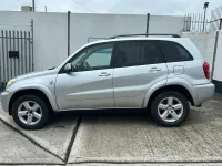 Used Toyota RAV4 147 HP (108 kW) 2005 Silver SUV