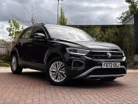 Used VW T-Roc Life 150 HP (110 kW) 2023 Black SUV