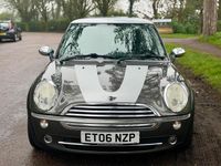 Usado Mini Cooper Hatch 2006 Gris Utilitario