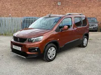 Used Peugeot Rifter Allure 100 HP (73 kW) 2019 Bronze MPV