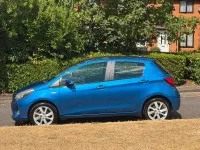 Used Toyota Yaris 2015 Blue Hatchback