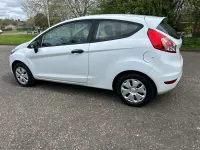 Usado Ford Fiesta Studio 2014 Blanco Utilitario