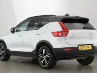 Used Volvo XC40 R-Design 194 HP (142 kW) 2022 SUV