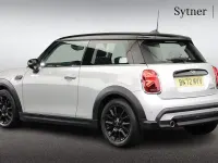 Used Mini Cooper Classic 134 HP (98 kW) 2022 Silver Hatchback