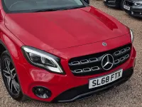 Used Mercedes GLA180 Urban 122 HP (89 kW) 2018 Beige SUV