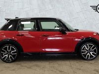 Usado Mini Cooper Hatch 113 kW (154 HP) 2025 Vermelho Citadino
