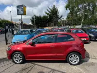 Usado VW Polo SE 2015 Vermelho Citadino