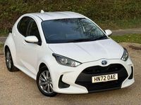 Used Toyota Yaris Hybrid 113 HP (83 kW) 2022 White Hatchback