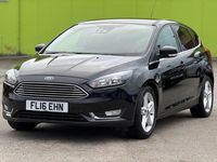 Begagnad Ford Focus Titanium 2016 Svart Halvkombi