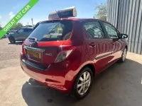 Used Toyota Yaris 101 HP (74 kW) 2012 Red Hatchback