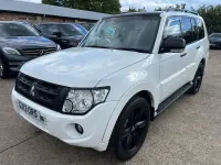 Used Mitsubishi Shogun 197 HP (144 kW) 2013 White SUV