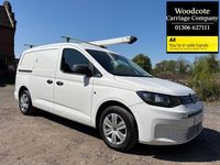 Usado VW Caddy S 2022 Branco Monovolume