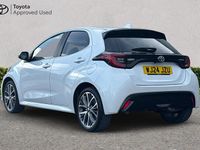 Used Toyota Yaris Hybrid 116 HP (85 kW) 2024 Platinum white pearl