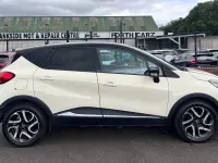 Used Renault Captur Dynamique 90 HP (66 kW) 2017 White SUV