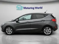 Second-hand Ford Fiesta Titanium 125 CP (91 kW) 2022 Gri Hatchback