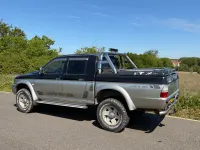Second-hand Mitsubishi L200 113 CP (83 kW) 2004 Negru Pickup