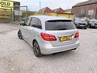 Used Mercedes B180 122 HP (89 kW) 2013 Silver MPV