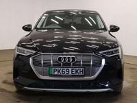 Usado Audi e-tron Advanced 300 kW (408 CV) 2019 Negro SUV