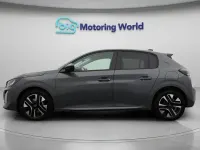 Used Peugeot 208 Allure 101 HP (74 kW) 2024 Grey Hatchback