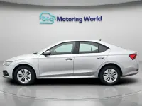 Begagnad Skoda Octavia SE Technology 114 HK (83 kW) 2023 Silver Halvkombi
