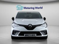 Used Renault Clio V RS Line 90 HP (66 kW) 2023 White Hatchback