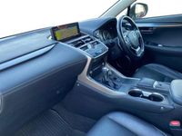 Used Lexus NX300h Luxury Line 197 HP (144 kW) 2018 White SUV