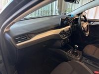 Used Ford Focus Zetec 95 HP (69 kW) 2025 Grey Estate