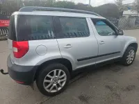 Usado Skoda Yeti Elegance 2012 Plateado SUV