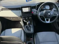 Usado Renault Clio V Techno 140 HP (102 kW) 2024 Cinzento