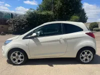 Used Ford Ka Zetec 69 HP (50 kW) 2014 White Hatchback