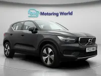 Second-hand Volvo XC40 Core 211 CP (155 kW) 2022 Negru SUV