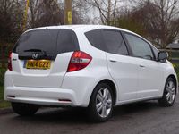 Used Honda Jazz ES 2014 White Hatchback