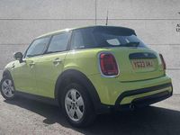 Usado Mini Cooper Classic 134 HP (98 kW) 2023 Amarelo Citadino