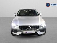 Used Volvo V60 CC 250 HP (183 kW) 2021 Silver Estate