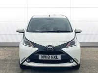 Used Toyota Aygo x-style 69 HP (50 kW) 2018 White Hatchback