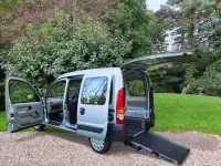 Usado Renault Kangoo Authentique 2008 Gris Monovolumen