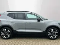 Used Volvo XC40 Plus 194 HP (142 kW) 2025 SUV