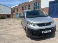Used Peugeot Expert 2019 Silver Van