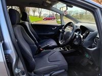 Used Honda Jazz Hybrid 102 HP (75 kW) 2012 Silver Hatchback